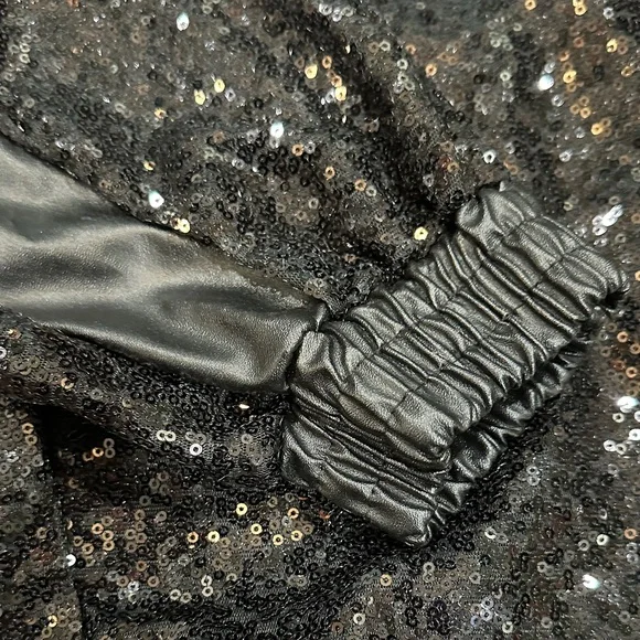 Black Sequin Jogger Pants - Picture 2 of 6